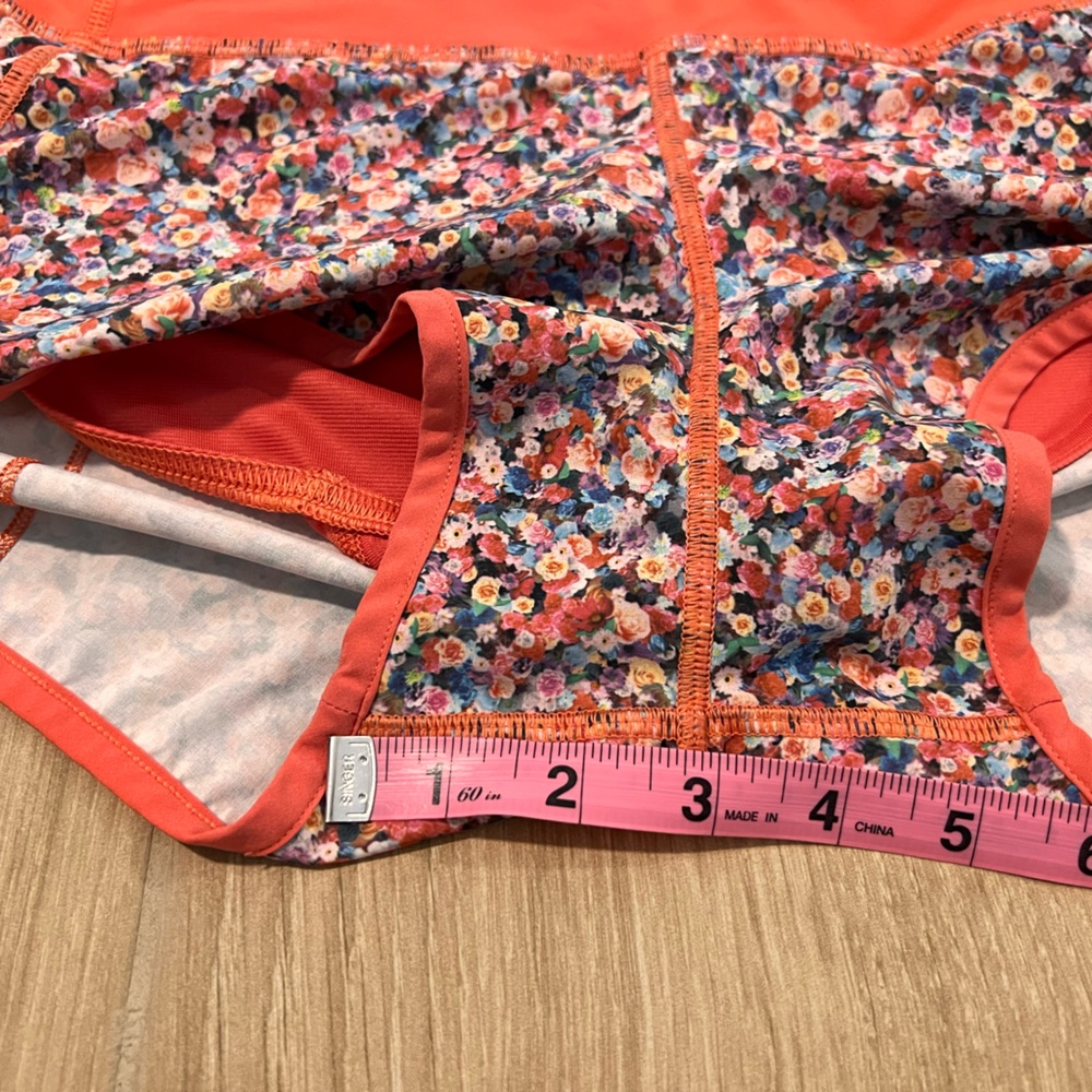 Lululemon Run: Speed Short *4 way stretch in Prism Petal Multi/ Atomic Red - Picture 7 of 7